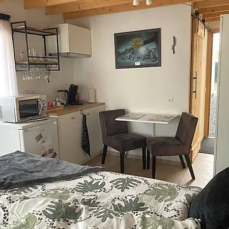 't Westergouwertje Bed & Breakfast 3*