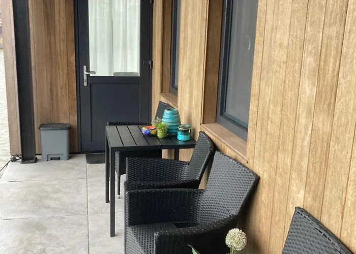 Bed & Breakfast 't Westergouwertje 3*